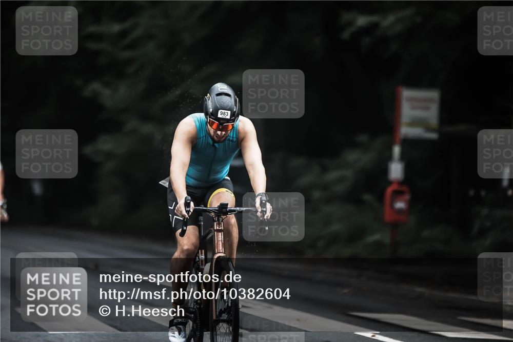 13.09.2026 - Stadtparktriathlon H.Heesch http://msf.ph/oto/10382604 13.09.2026 12:30:00 Radfahren 983, 1109, 1133, 1154, 1176 meine-sportfotos.de