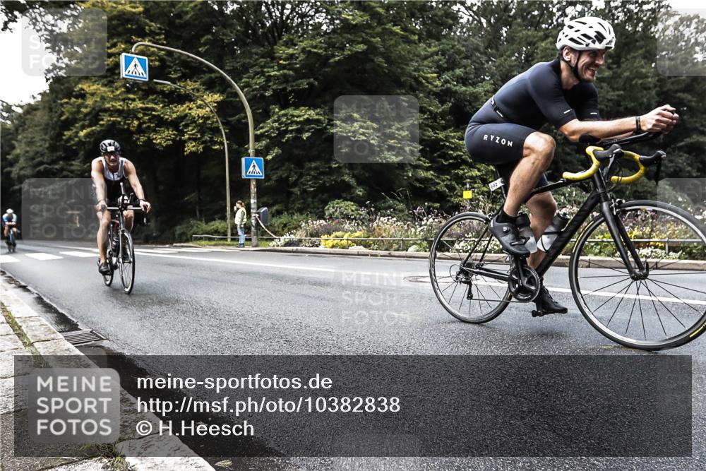 13.09.2026 - Stadtparktriathlon H.Heesch http://msf.ph/oto/10382838 13.09.2026 11:13:22 Radfahren 602, 635, 668 meine-sportfotos.de
