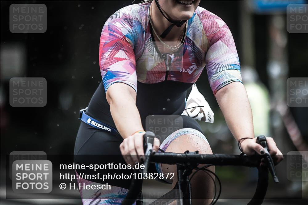 13.09.2026 - Stadtparktriathlon H.Heesch http://msf.ph/oto/10382872 13.09.2026 12:30:29 Radfahren 1054, 1140 meine-sportfotos.de