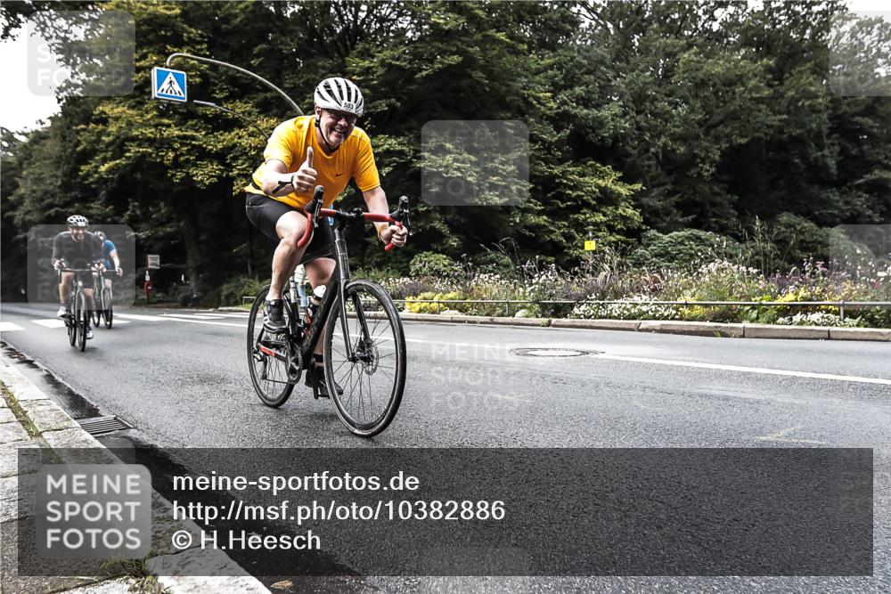 13.09.2026 - Stadtparktriathlon H.Heesch http://msf.ph/oto/10382886 13.09.2026 11:13:45 Radfahren 496, 503, 554, 641 meine-sportfotos.de
