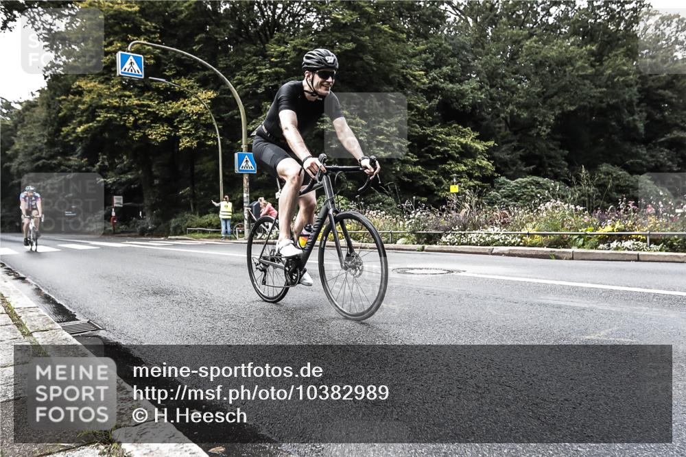 13.09.2026 - Stadtparktriathlon H.Heesch http://msf.ph/oto/10382989 13.09.2026 11:14:48 Radfahren 599, 622, 634 meine-sportfotos.de