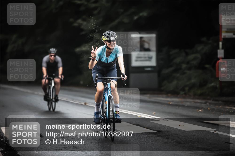 13.09.2026 - Stadtparktriathlon H.Heesch http://msf.ph/oto/10382997 13.09.2026 12:30:49 Radfahren 961, 1127 meine-sportfotos.de