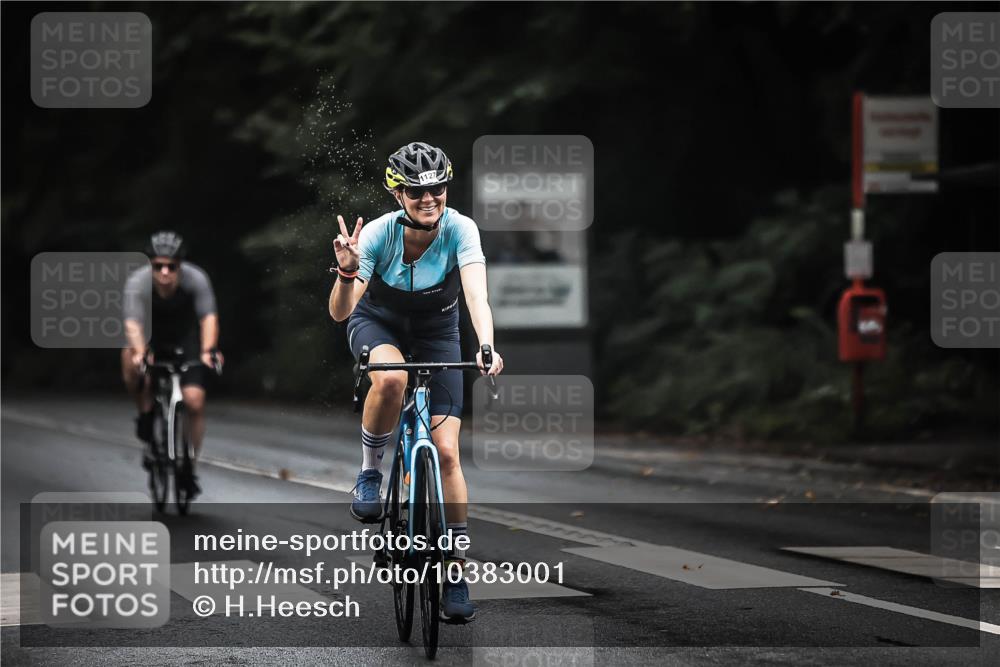 13.09.2026 - Stadtparktriathlon H.Heesch http://msf.ph/oto/10383001 13.09.2026 12:30:49 Radfahren 961, 1127 meine-sportfotos.de