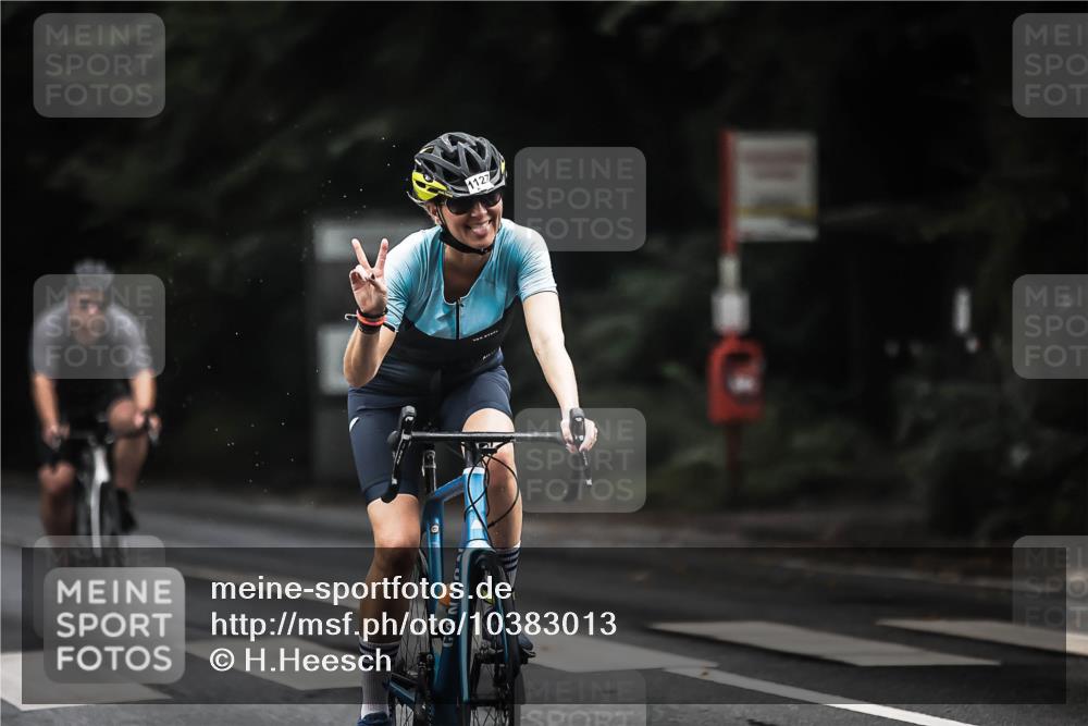 13.09.2026 - Stadtparktriathlon H.Heesch http://msf.ph/oto/10383013 13.09.2026 12:30:49 Radfahren 961, 1127 meine-sportfotos.de