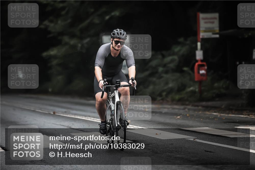 13.09.2026 - Stadtparktriathlon H.Heesch http://msf.ph/oto/10383029 13.09.2026 12:30:50 Radfahren 961, 1127 meine-sportfotos.de