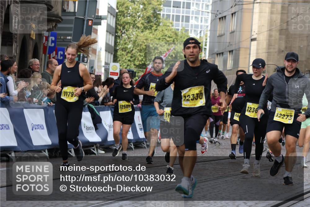13.09.2026 - 21. swb-Marathon Bremen Strokosch-Dieckow http://msf.ph/oto/10383032 13.09.2026 11:05:42 Ziel 10186, 10411, 10432, 10576, 10697, 10717, 10802, 10995, 11102, 11146, 11157, 11218, 11314, 11326, 11334, 11387, 11394, 11521, 11571, 11572, 11616, 12011, 12055, 12079, 12080, 12251, 12330, 10018, 10168, 10305, 10382, 10619, 11024, 11132, 11164, 11477, 12186, 12378, 12523, 12528, 12773 meine-sportfotos.de