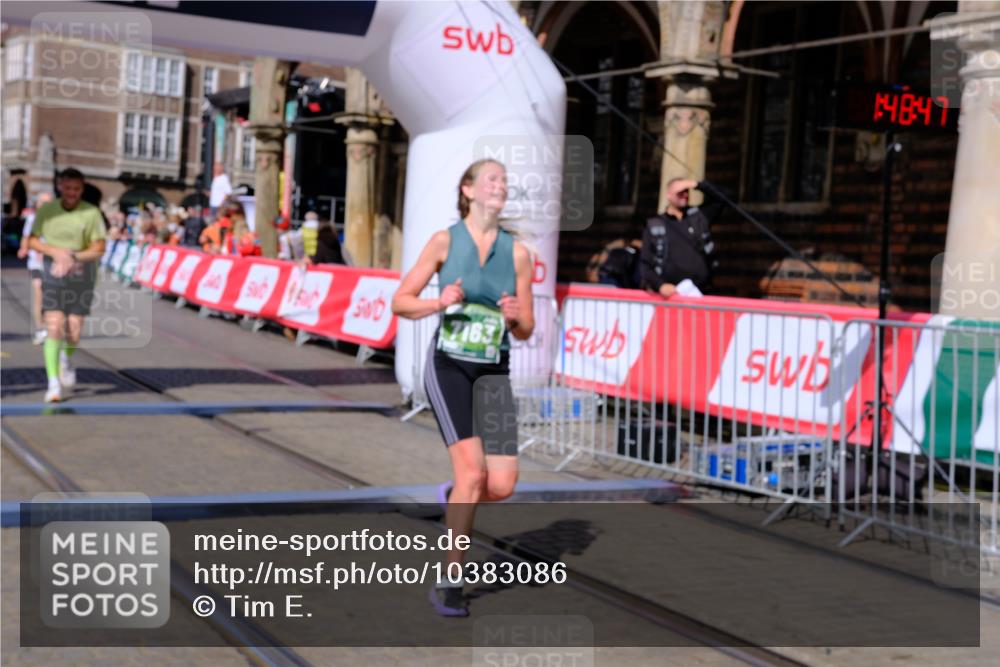 13.09.2026 - 21. swb-Marathon Bremen Tim E. http://msf.ph/oto/10383086 13.09.2026 13:19:09 Ziel 307, 4120, 4916, 5277, 5867, 6310, 6787, 7104, 7154, 7163, 7602, 7791, 8743, 9327, 13184 meine-sportfotos.de