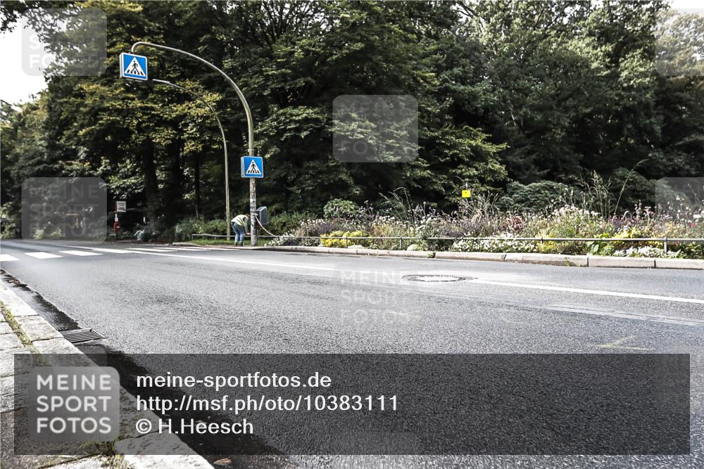13.09.2026 - Stadtparktriathlon H.Heesch http://msf.ph/oto/10383111 13.09.2026 11:15:36 Radfahren  meine-sportfotos.de