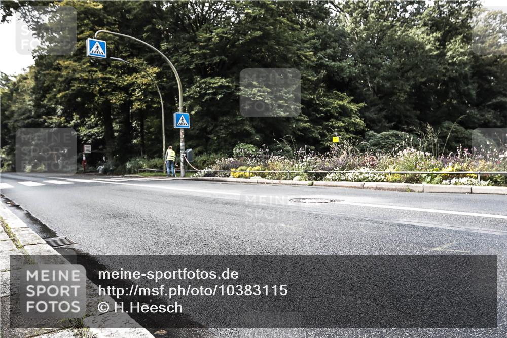 13.09.2026 - Stadtparktriathlon H.Heesch http://msf.ph/oto/10383115 13.09.2026 11:15:36 Radfahren  meine-sportfotos.de