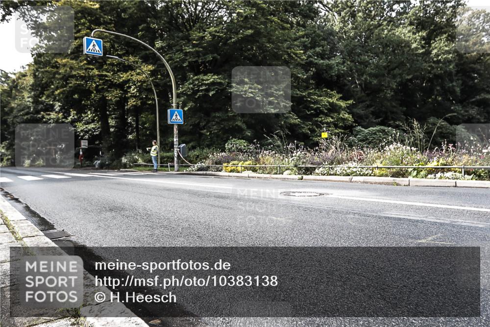 13.09.2026 - Stadtparktriathlon H.Heesch http://msf.ph/oto/10383138 13.09.2026 11:15:39 Radfahren  meine-sportfotos.de