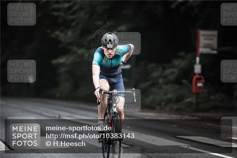 13.09.2026 - Stadtparktriathlon H.Heesch http://msf.ph/oto/10383143 13.09.2026 12:31:10 Radfahren 1022, 1070 meine-sportfotos.de