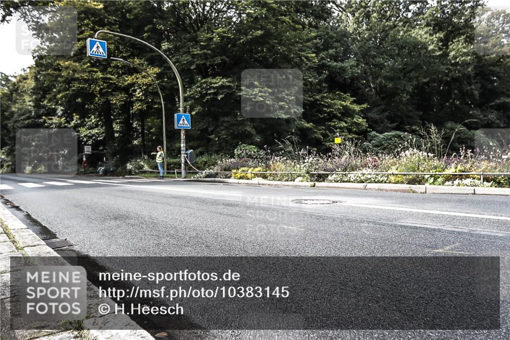 13.09.2026 - Stadtparktriathlon H.Heesch http://msf.ph/oto/10383145 13.09.2026 11:15:40 Radfahren  meine-sportfotos.de