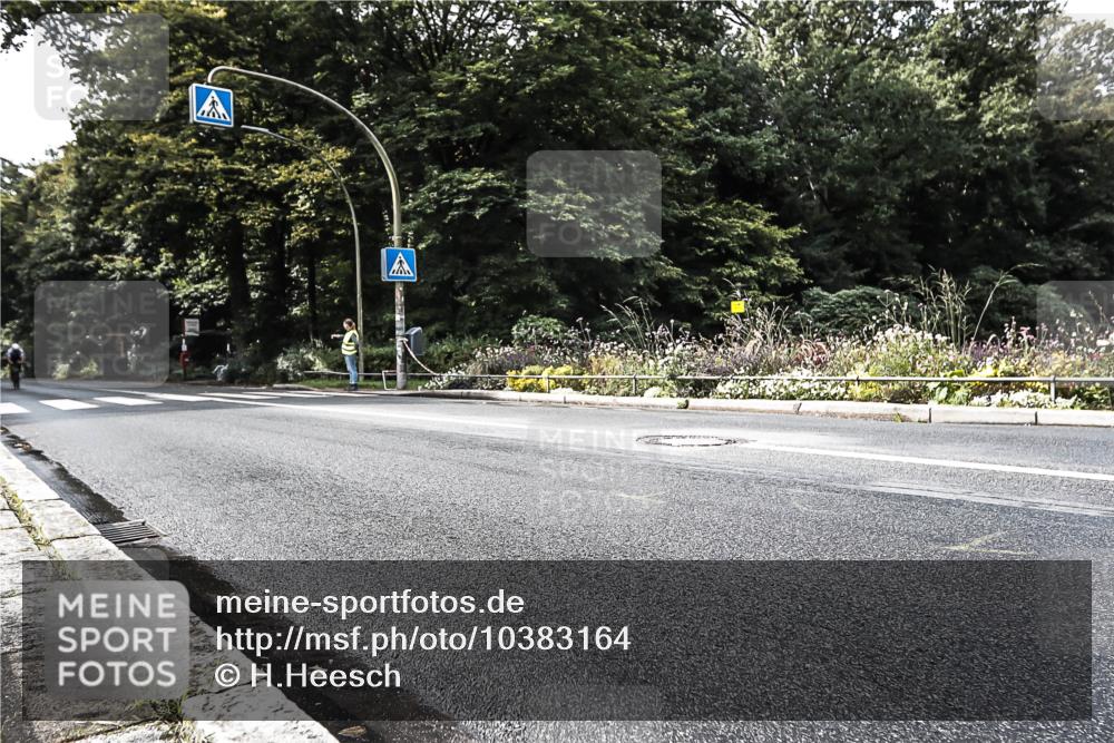 13.09.2026 - Stadtparktriathlon H.Heesch http://msf.ph/oto/10383164 13.09.2026 11:15:41 Radfahren 671, 774 meine-sportfotos.de