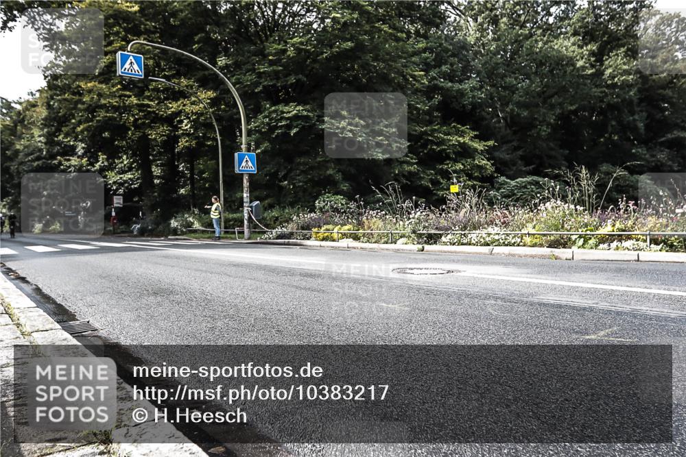 13.09.2026 - Stadtparktriathlon H.Heesch http://msf.ph/oto/10383217 13.09.2026 11:15:46 Radfahren 640, 671, 774 meine-sportfotos.de