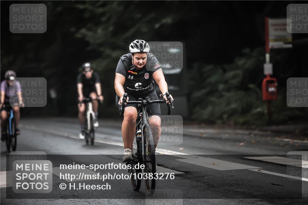 13.09.2026 - Stadtparktriathlon H.Heesch http://msf.ph/oto/10383276 13.09.2026 12:31:38 Radfahren 969, 1044, 1049, 1084, 1135, 1160 meine-sportfotos.de