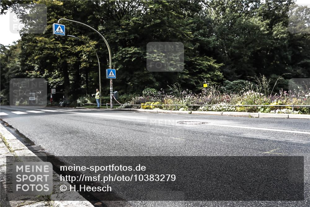 13.09.2026 - Stadtparktriathlon H.Heesch http://msf.ph/oto/10383279 13.09.2026 11:15:50 Radfahren 640, 698 meine-sportfotos.de