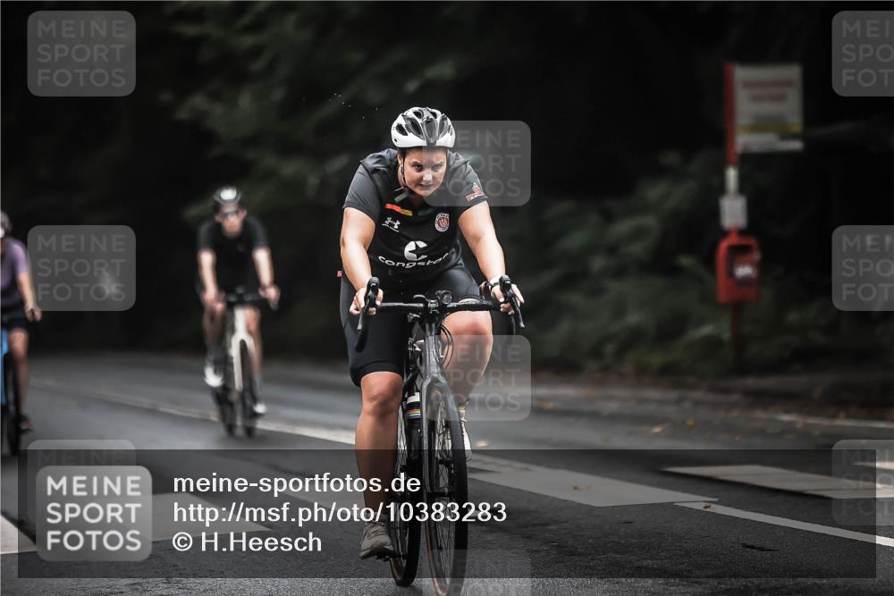 13.09.2026 - Stadtparktriathlon H.Heesch http://msf.ph/oto/10383283 13.09.2026 12:31:38 Radfahren 969, 1044, 1049, 1084, 1135, 1160 meine-sportfotos.de