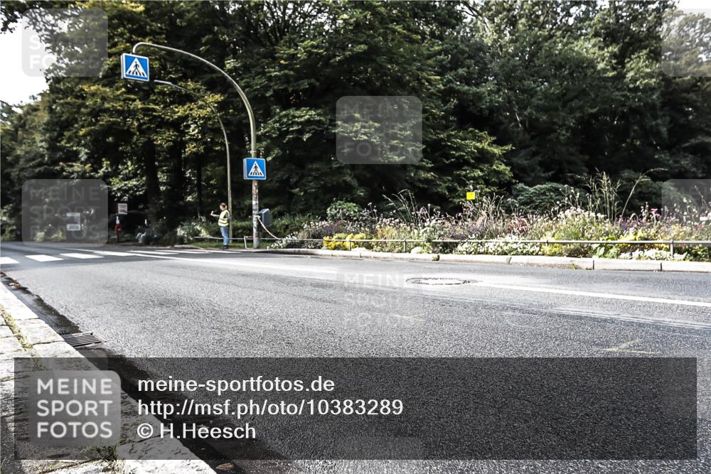 13.09.2026 - Stadtparktriathlon H.Heesch http://msf.ph/oto/10383289 13.09.2026 11:15:51 Radfahren 640, 698 meine-sportfotos.de
