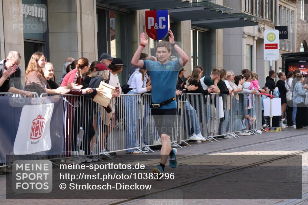 13.09.2026 - 21. swb-Marathon Bremen Strokosch-Dieckow http://msf.ph/oto/10383296 13.09.2026 12:48:56 Ziel 314, 934, 1428, 1917 meine-sportfotos.de