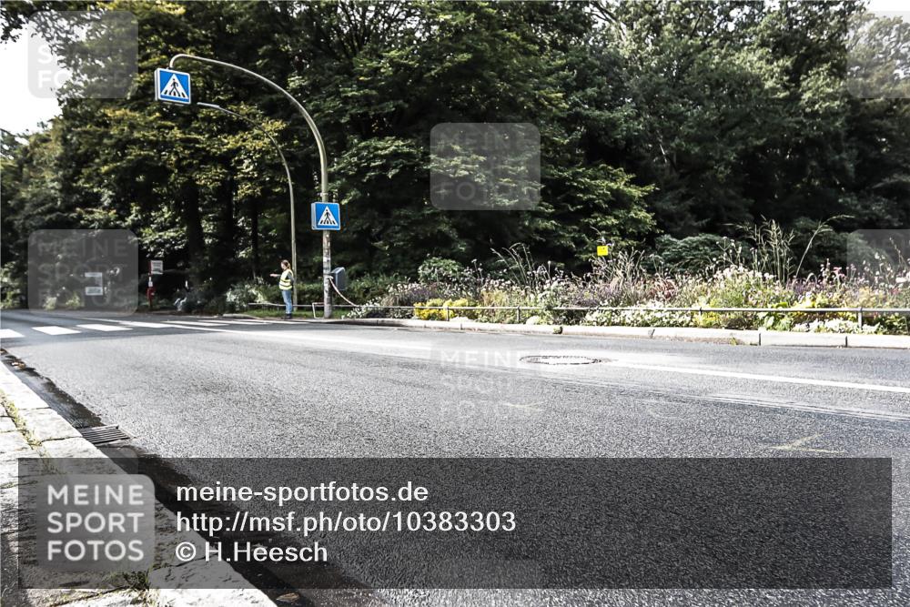 13.09.2026 - Stadtparktriathlon H.Heesch http://msf.ph/oto/10383303 13.09.2026 11:15:52 Radfahren 640, 698 meine-sportfotos.de