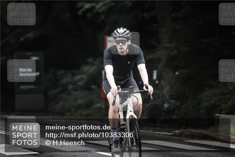 13.09.2026 - Stadtparktriathlon H.Heesch http://msf.ph/oto/10383306 13.09.2026 12:31:41 Radfahren 969, 1044, 1084, 1111, 1135, 1160 meine-sportfotos.de