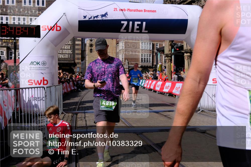 13.09.2026 - 21. swb-Marathon Bremen Tim E. http://msf.ph/oto/10383329 13.09.2026 13:19:36 Ziel 189, 666, 1599, 2390, 2423, 2535, 3182, 3508, 4319, 4819, 5172, 5371, 6008, 6137, 6633, 7754, 7945, 9552, 9638, 9805 meine-sportfotos.de