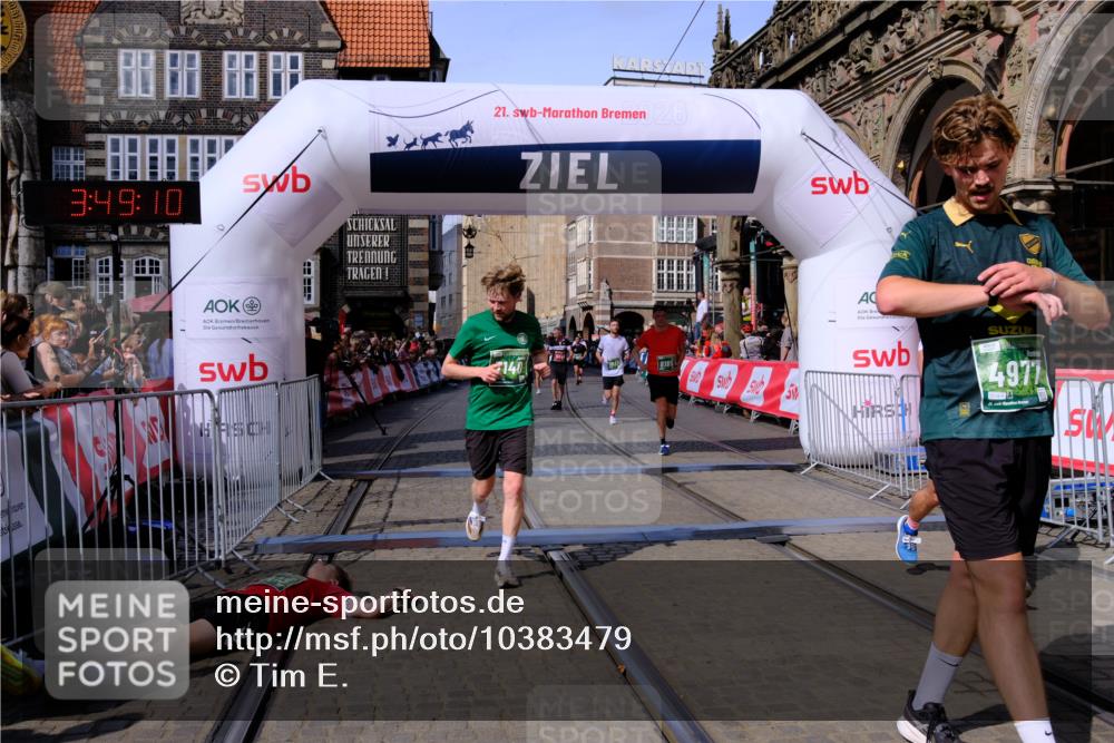 13.09.2026 - 21. swb-Marathon Bremen Tim E. http://msf.ph/oto/10383479 13.09.2026 13:19:59 Ziel 161, 461, 926, 1010, 1232, 1281, 1468, 1535, 1642, 2870, 2906, 3319, 3966, 4101, 4479, 4480, 4977, 4978, 7037, 7140, 7655, 8185, 9082, 9359, 9984, 13163 meine-sportfotos.de