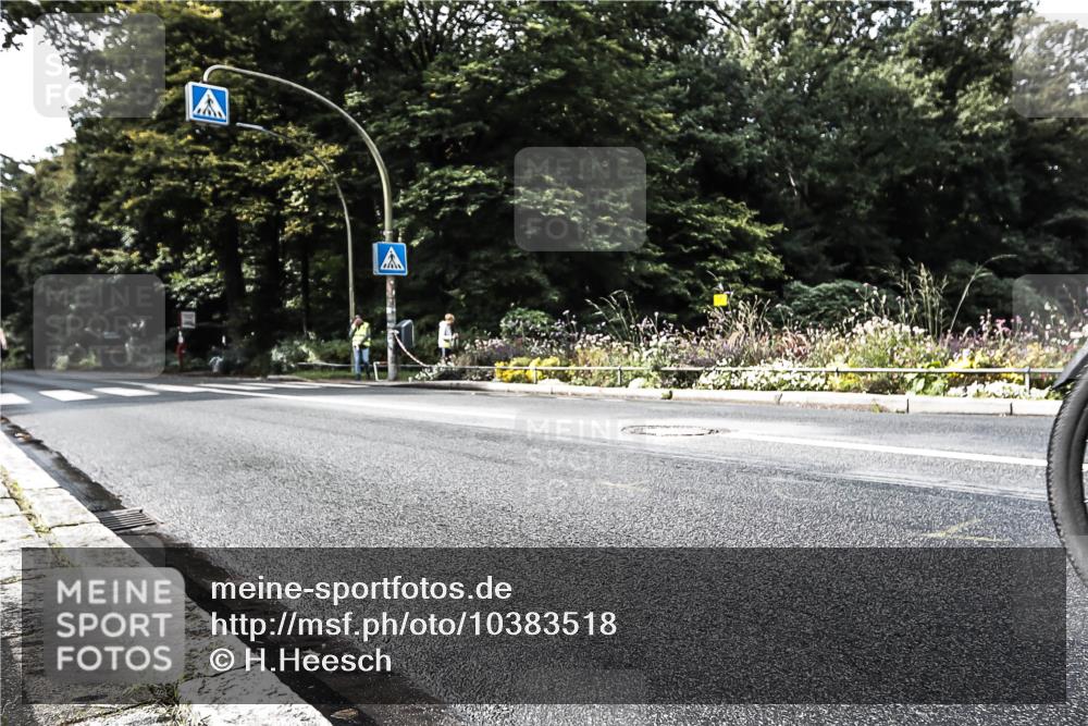 13.09.2026 - Stadtparktriathlon H.Heesch http://msf.ph/oto/10383518 13.09.2026 11:16:11 Radfahren 586, 601, 639 meine-sportfotos.de