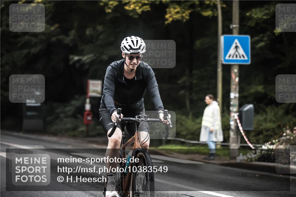 13.09.2026 - Stadtparktriathlon H.Heesch http://msf.ph/oto/10383549 13.09.2026 12:32:24 Radfahren 1094 meine-sportfotos.de