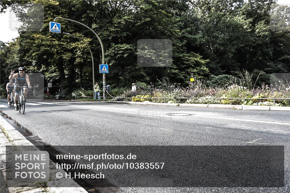 13.09.2026 - Stadtparktriathlon H.Heesch http://msf.ph/oto/10383557 13.09.2026 11:16:12 Radfahren 586, 601, 639 meine-sportfotos.de