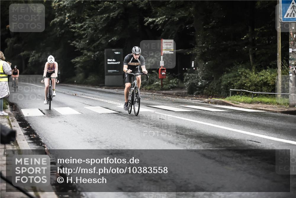 13.09.2026 - Stadtparktriathlon H.Heesch http://msf.ph/oto/10383558 13.09.2026 12:32:38 Radfahren 1016, 1107, 1166 meine-sportfotos.de