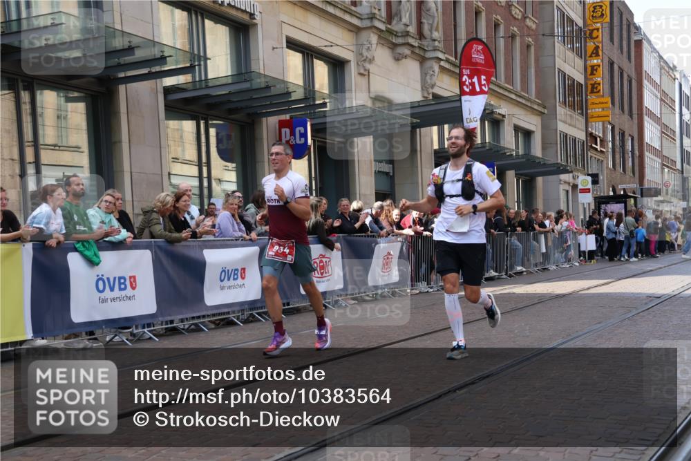 13.09.2026 - 21. swb-Marathon Bremen Strokosch-Dieckow http://msf.ph/oto/10383564 13.09.2026 12:49:08 Ziel 968, 1483, 934, 1428, 1917 meine-sportfotos.de