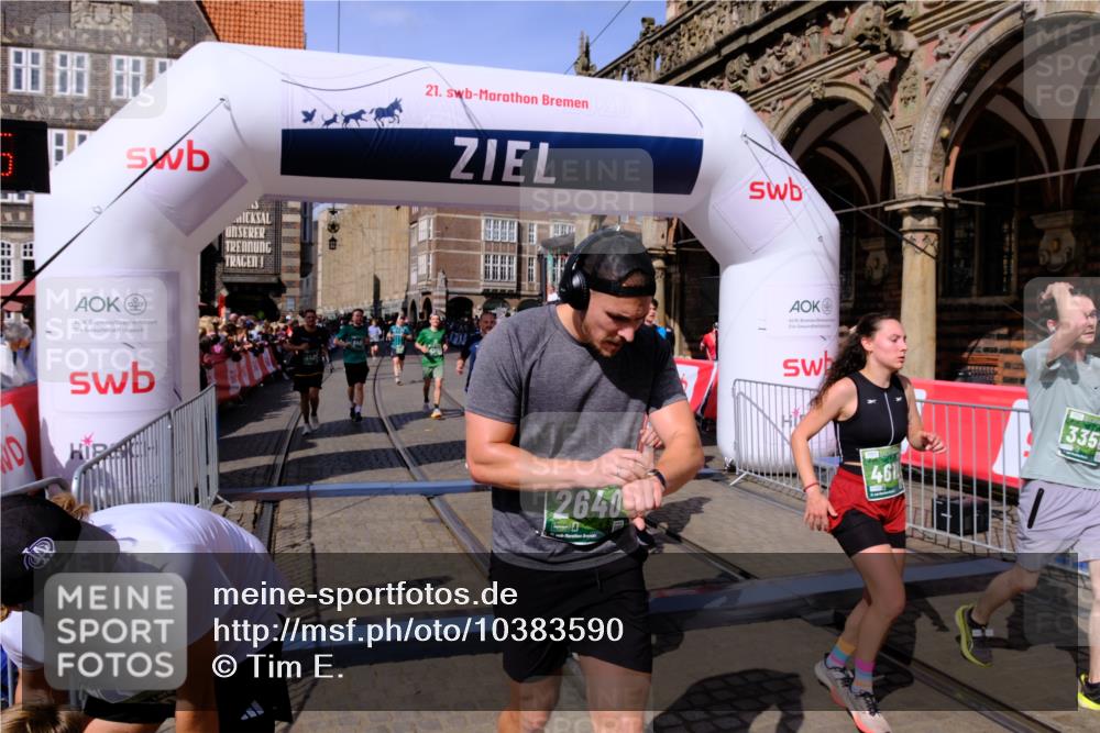 13.09.2026 - 21. swb-Marathon Bremen Tim E. http://msf.ph/oto/10383590 13.09.2026 13:21:14 Ziel 854, 1056, 1191, 1881, 2425, 2640, 3356, 3450, 3866, 3933, 4126, 4316, 4362, 4465, 4612, 5161, 5213, 5954, 6401, 6680, 6970, 7517, 7902, 8005, 8237, 8622, 8971, 13120 meine-sportfotos.de