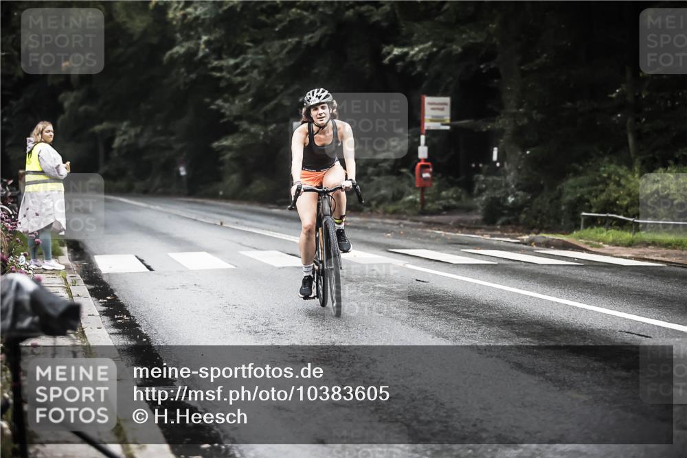 13.09.2026 - Stadtparktriathlon H.Heesch http://msf.ph/oto/10383605 13.09.2026 12:32:43 Radfahren 1016, 1107, 1166 meine-sportfotos.de