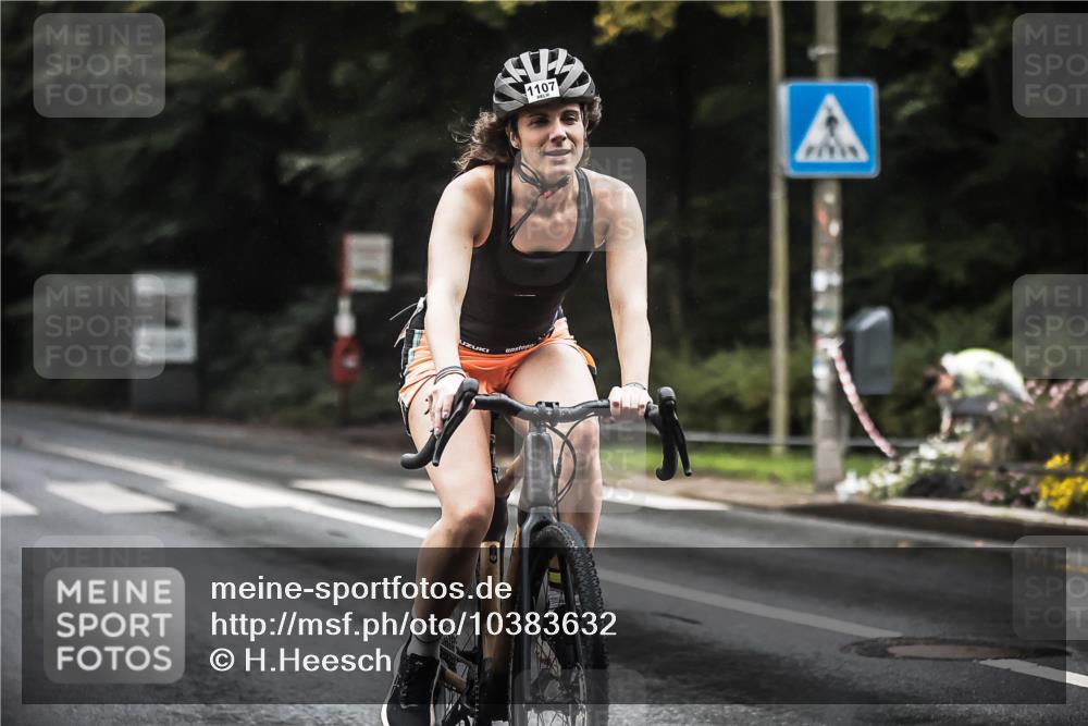 13.09.2026 - Stadtparktriathlon H.Heesch http://msf.ph/oto/10383632 13.09.2026 12:32:44 Radfahren 1016, 1107, 1166 meine-sportfotos.de
