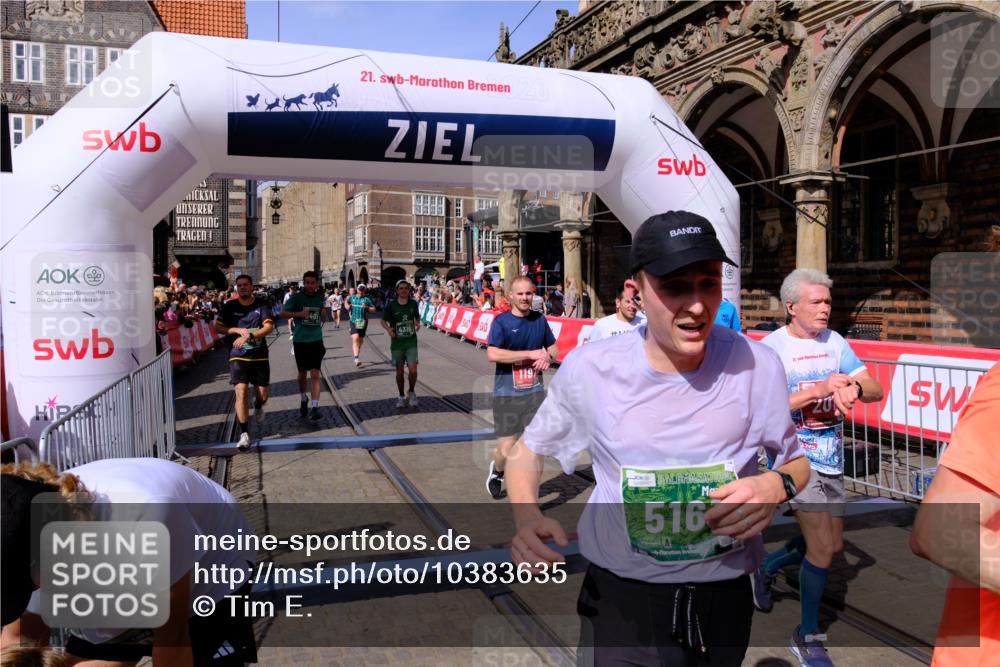 13.09.2026 - 21. swb-Marathon Bremen Tim E. http://msf.ph/oto/10383635 13.09.2026 13:21:15 Ziel 854, 1056, 1191, 1881, 2425, 2640, 3356, 3450, 3933, 4126, 4316, 4362, 4465, 4612, 5161, 6401, 6680, 6970, 7902, 8005, 8237, 8622, 8971, 13120 meine-sportfotos.de