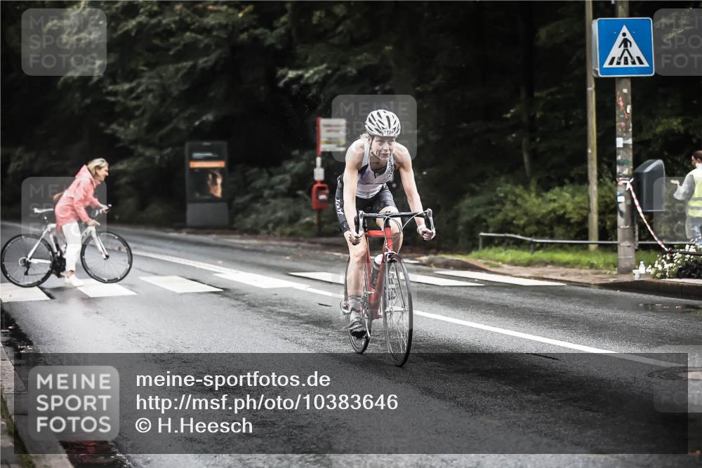 13.09.2026 - Stadtparktriathlon H.Heesch http://msf.ph/oto/10383646 13.09.2026 12:33:00 Radfahren 1124 meine-sportfotos.de