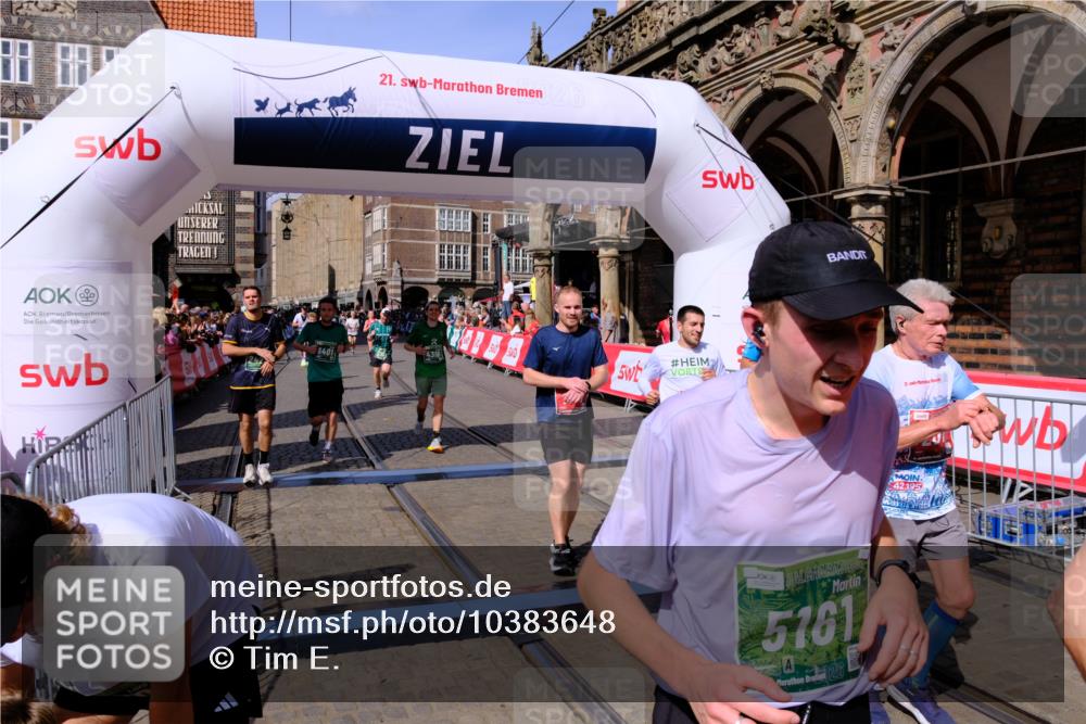 13.09.2026 - 21. swb-Marathon Bremen Tim E. http://msf.ph/oto/10383648 13.09.2026 13:21:16 Ziel 854, 1056, 1191, 1881, 2425, 2640, 3356, 3450, 3933, 4126, 4316, 4362, 4465, 4612, 4734, 5161, 6401, 6680, 6970, 7902, 8237, 8622, 8971, 13120 meine-sportfotos.de