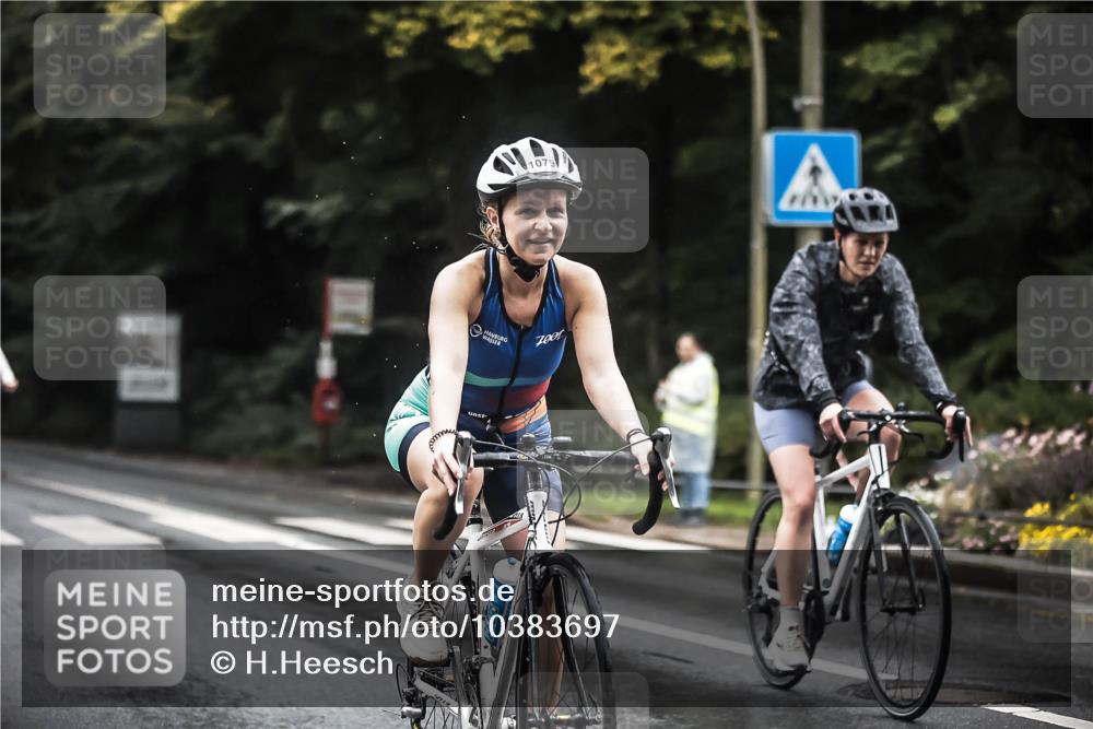 13.09.2026 - Stadtparktriathlon H.Heesch http://msf.ph/oto/10383697 13.09.2026 12:33:11 Radfahren 995, 1079, 1119, 1188 meine-sportfotos.de