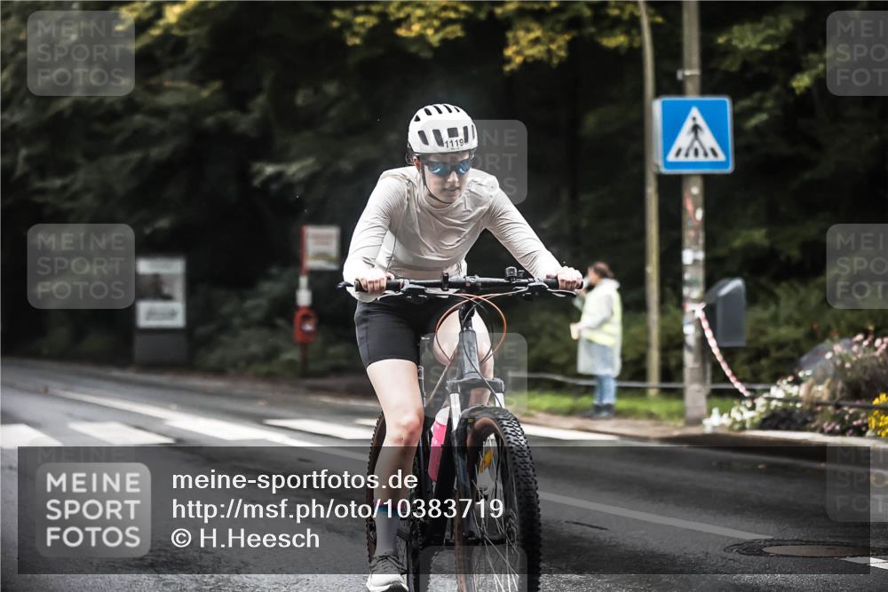 13.09.2026 - Stadtparktriathlon H.Heesch http://msf.ph/oto/10383719 13.09.2026 12:33:13 Radfahren 995, 1079, 1119, 1188 meine-sportfotos.de
