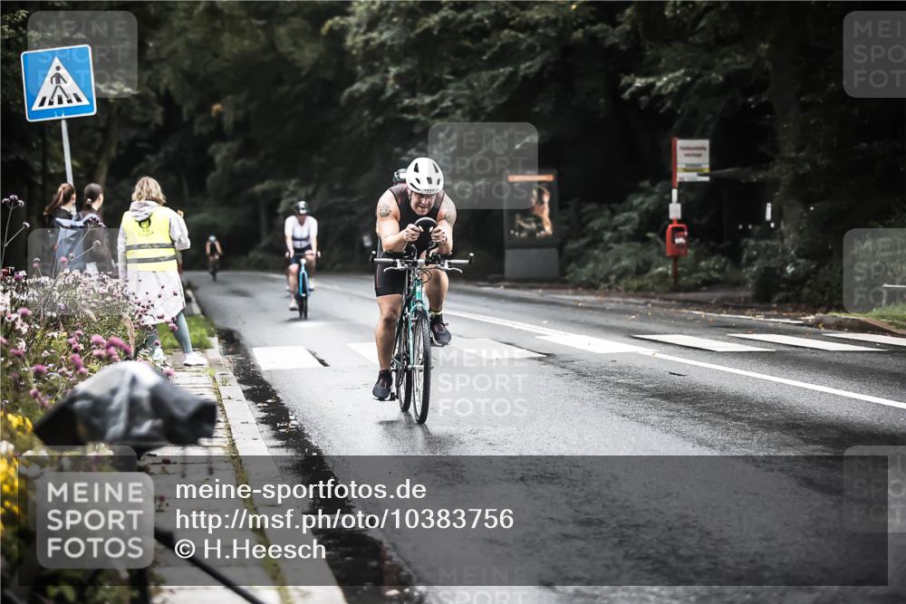 13.09.2026 - Stadtparktriathlon H.Heesch http://msf.ph/oto/10383756 13.09.2026 12:33:26 Radfahren 981, 1025, 1058, 1085, 1168 meine-sportfotos.de