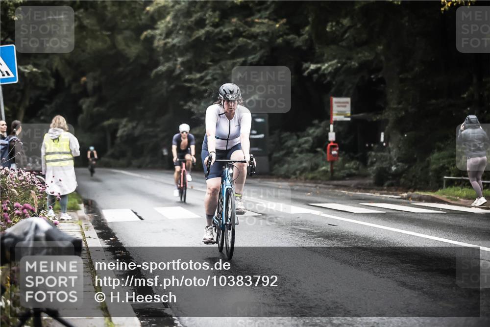 13.09.2026 - Stadtparktriathlon H.Heesch http://msf.ph/oto/10383792 13.09.2026 12:33:29 Radfahren 981, 1025, 1058, 1085, 1168 meine-sportfotos.de