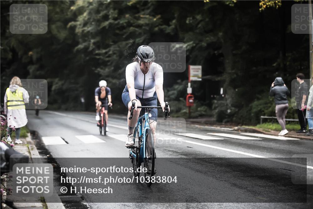 13.09.2026 - Stadtparktriathlon H.Heesch http://msf.ph/oto/10383804 13.09.2026 12:33:30 Radfahren 981, 1025, 1058, 1168 meine-sportfotos.de