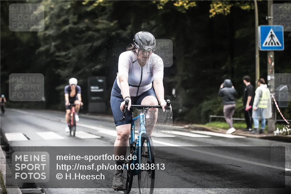 13.09.2026 - Stadtparktriathlon H.Heesch http://msf.ph/oto/10383813 13.09.2026 12:33:30 Radfahren 981, 1025, 1058, 1168 meine-sportfotos.de