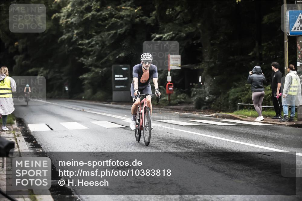 13.09.2026 - Stadtparktriathlon H.Heesch http://msf.ph/oto/10383818 13.09.2026 12:33:31 Radfahren 981, 1025, 1058, 1168 meine-sportfotos.de