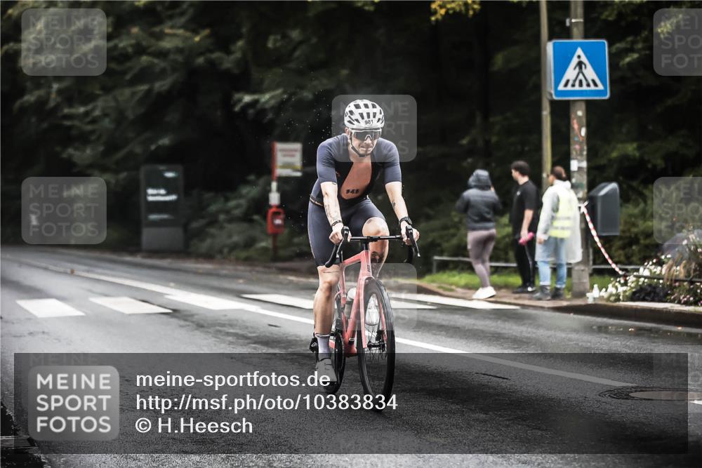 13.09.2026 - Stadtparktriathlon H.Heesch http://msf.ph/oto/10383834 13.09.2026 12:33:31 Radfahren 981, 1025, 1058, 1168 meine-sportfotos.de