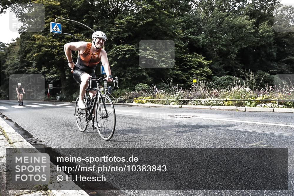 13.09.2026 - Stadtparktriathlon H.Heesch http://msf.ph/oto/10383843 13.09.2026 11:16:37 Radfahren 662, 663, 676, 691 meine-sportfotos.de