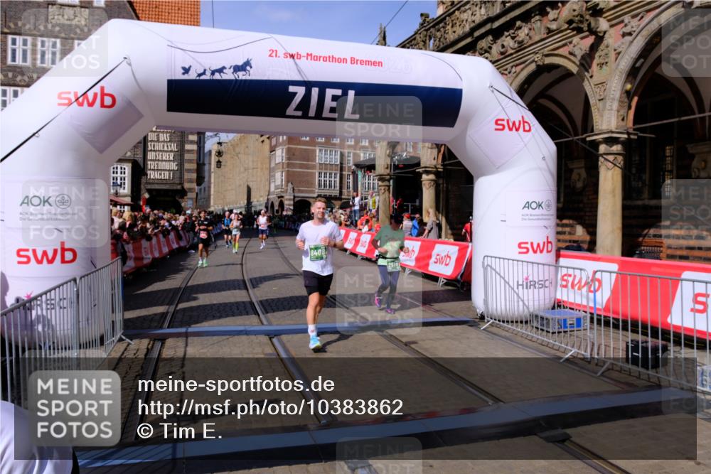13.09.2026 - 21. swb-Marathon Bremen Tim E. http://msf.ph/oto/10383862 13.09.2026 13:21:35 Ziel 226, 2979, 3202, 3534, 4234, 4445, 4484, 4519, 4734, 6357, 6862, 8323, 8408, 8791, 9267, 9268, 9514, 9722, 9900 meine-sportfotos.de