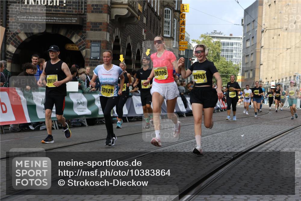 13.09.2026 - 21. swb-Marathon Bremen Strokosch-Dieckow http://msf.ph/oto/10383864 13.09.2026 11:06:00 Ziel 10168, 10238, 10259, 10260, 10305, 10457, 10864, 11024, 11314, 11387, 11520, 11521, 11724, 11791, 11892, 11947, 12156, 12273, 12330, 12362, 12378, 12501, 12523, 12773, 10204, 10375, 10662, 11029, 11156, 11460, 11674, 11690, 11775, 11786, 12486 meine-sportfotos.de