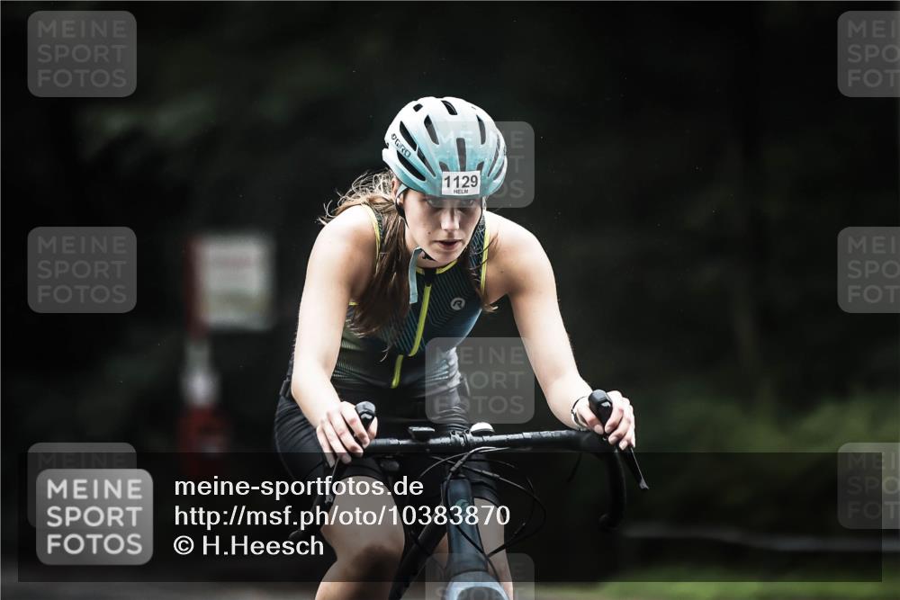13.09.2026 - Stadtparktriathlon H.Heesch http://msf.ph/oto/10383870 13.09.2026 12:33:40 Radfahren 1008, 1117, 1129 meine-sportfotos.de